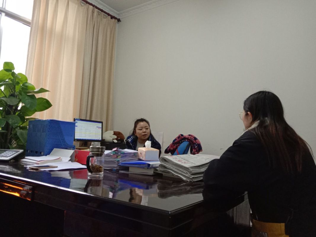 团队成员在农业农村局进行访谈 张楠.jpg