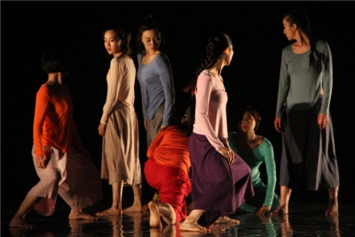 争议与收获并行 四川现代舞《我们》再登舞台