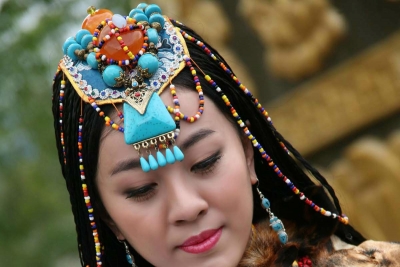 千金之躯之藏族的配饰文化