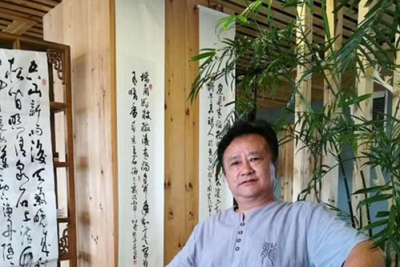 中国“便携式壁画” 创始人知名画家袁勇先生作品欣赏