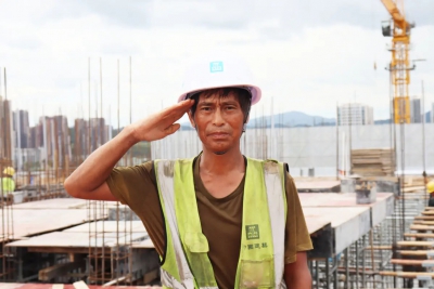 彭天明：我是建筑工人