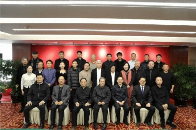 中国职工美术家协会成立，杨中良当选主席